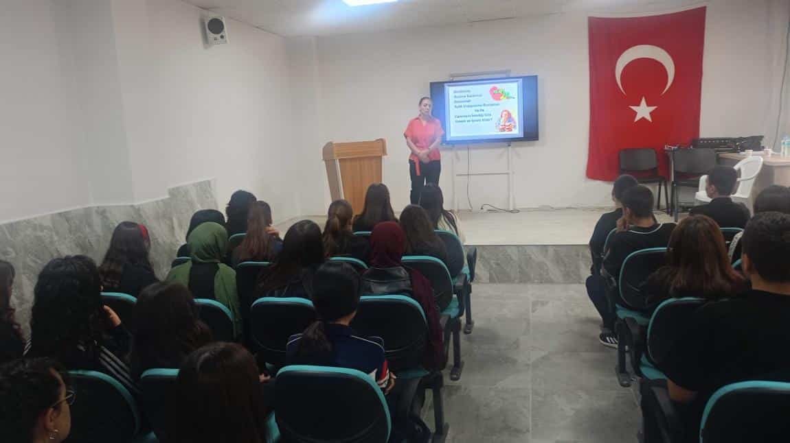 Sağlıklı Beslenme ve Hareketli Yaşam üzerine bilgilendirme yapıldı